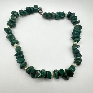 18" Aventurine polished stones, freshwater pearl necklace w/ silver tone clasp!